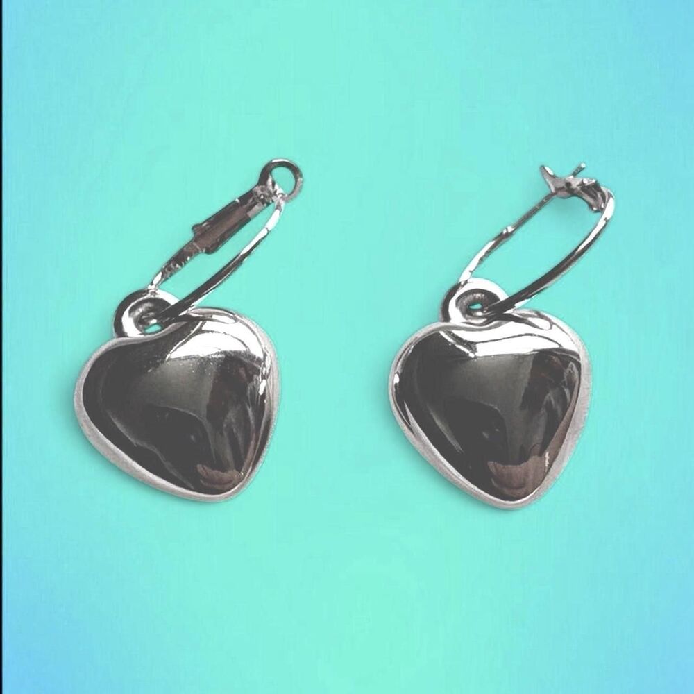 silver heart hoop earrings
